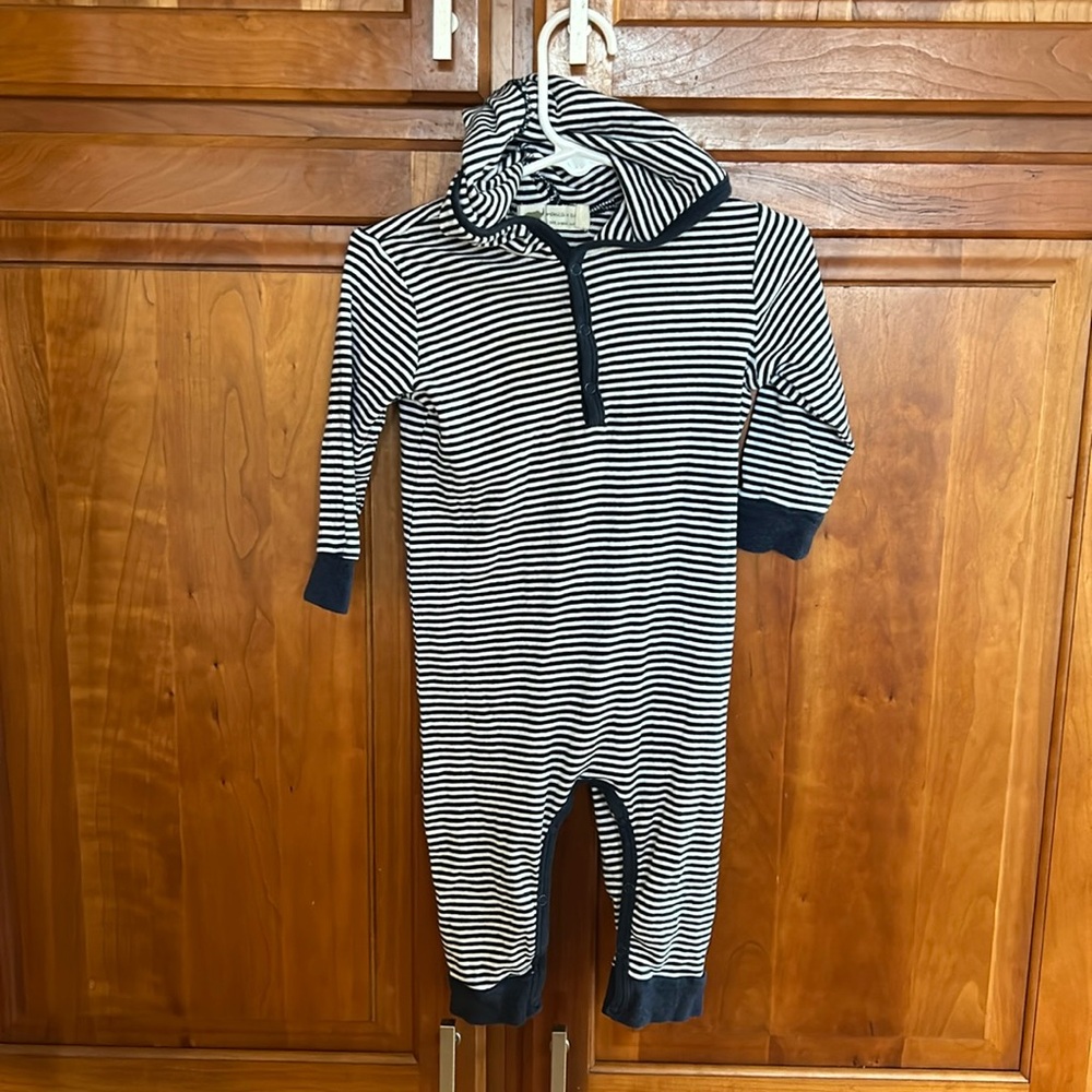 Monica + Andy hooded striped onesie